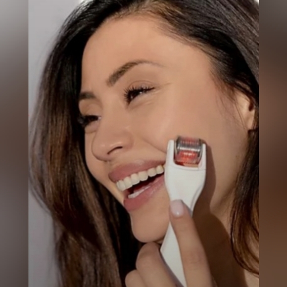 NWT BEAUTY BIO / Glo Pro Microneedling Regeneration Tool - Picture 4 of 6